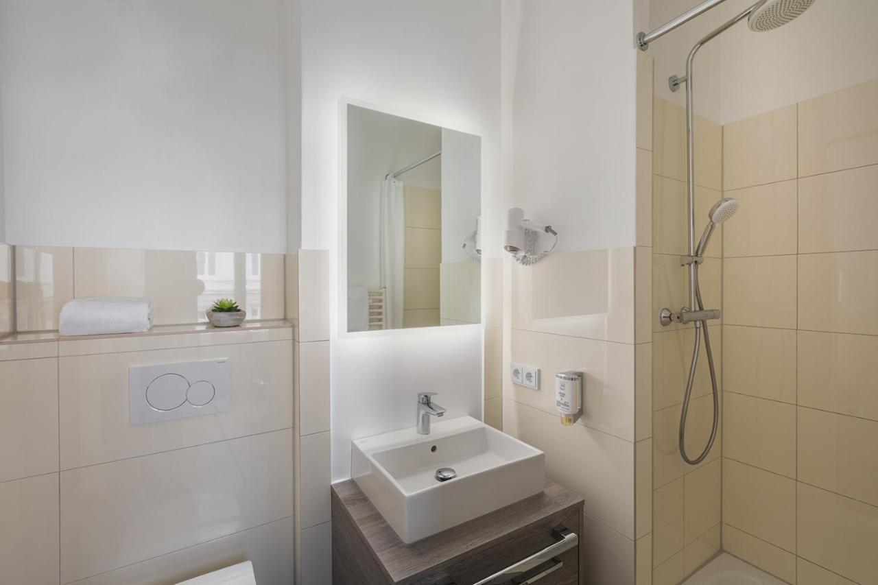 Acora City Apart Living The City Hamburg Exterior photo